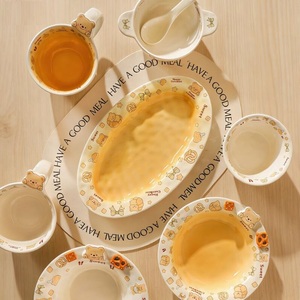 จานเซรามิคลายการ์ตูนรูปหมีเคลือบสีใต้เคลือบสำหรับใส่ขนมหวาน - Product Image 6