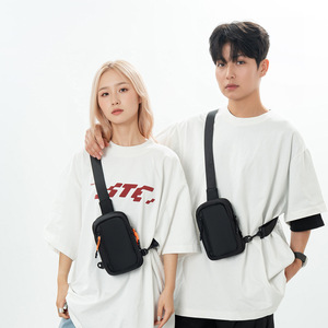 Nouveau Sac Bandoulière Carré Unisexe Tendance – Sac Banane Décontracté Résistant à l'Usure pour Hommes et Femmes – Sac de Poitrine Sportif et Élégant - Product Image 5