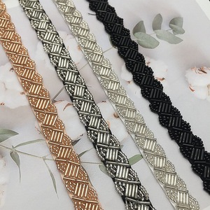 Deepeel CR154 Nastro in Pizzo Pesantemente Decorato con Perline, Accessori per <span class=keywords><strong>Abbigliamento</strong></span>, Ornamenti Fai-da-Te, Pizzo con Perline Fatto a Mano - Product Image 4