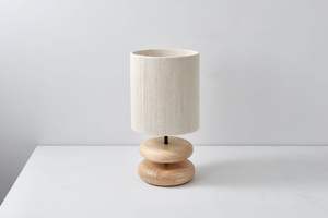 Lampada da Tavolo in Stile Wabi-sabi in Legno Massello Colore Noce per Soggiorno Studio Camera da Letto Atmosfera Giapponese - Product Image 3