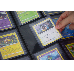 Portatarjetas Toploader de cuero PU con textura de Diamante Negro Premium con ventana de exhibición - Product Image 6