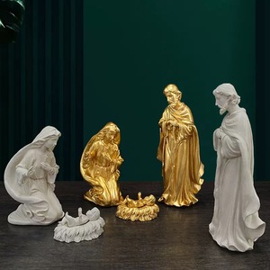 Presepe Natalizio Europeo Creativo con Gruppo di Cavalli, Scenografia Natalizia in Resina Dipinta a Mano, Piramide Musicale Religiosa - Product Image 3