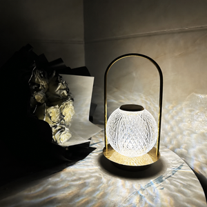 Lampe d'ambiance portable en métal rétro YONGZE, lampe de chevet simple et créative pour chambre à coucher, lampe de table avec charge USB, veilleuse - Product Image 5