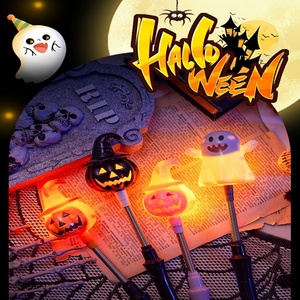 Jouets lumineux d'Halloween : Citrouille, Fantôme, Baguette LED incassable, Sacs fantaisie pour la collecte de bonbons, Articles fantaisie pour décorations de fête - Product Image 1