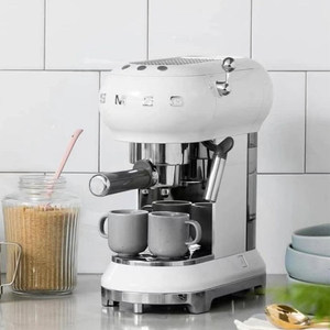 ECF02 PBUK <span class=keywords><strong>Cafetera</strong></span> Espresso Portátil Programable con Bomba de 15 Bares y 680W, Color Azul Pastel, para Auto y Autocaravana - Product Image 3