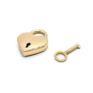 Candado metálico dorado con forma de corazón para bolso, alta calidad, 30x39mm - Product Image 4