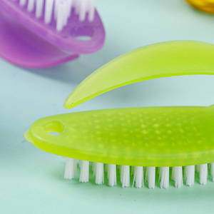 Mini cepillo de uñas de plástico, herramienta de limpieza y masaje para el cuidado de las uñas, 8.5x3.5x5cm, forma de pelo plano, varios colores, personalizable - Product Image 2