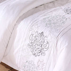 Juego de Cama CozyLux Tamaño Matrimonial/Queen con Sábana Plana, Funda de Edredón y Funda de Almohada de Algodón, Ropa de Cama para Toda Temporada al por Mayor para Hotel en Algodón Blanco - Product Image 4