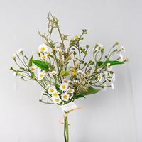 Bouquet de marguerites jaunes artificielles, mélange de limonium violet et de baies vertes pour vase de maison, décoration florale printemps-été