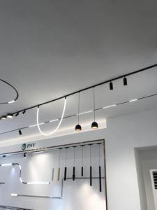 Luminaire suspendu de Style moderne nordique noir longue lampe à LED suspendue Tube de Gel de silice pour piste de lustres d'îlot de cuisine - Product Image 4