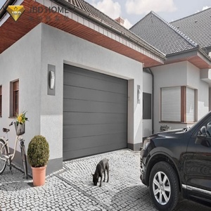 <span class=keywords><strong>Porte</strong></span> <span class=keywords><strong>de</strong></span> <span class=keywords><strong>garage</strong></span> en aluminium et verre avec cadre à rupture <span class=keywords><strong>de</strong></span> pont thermique et moteur électrique pour usage résidentiel contemporain - Product Image 2