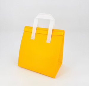 Wholesale Custom Logo Food Delivery Bag Waterproof Nonwoven Insulated Lunch Bag Thermal Takeaway Tote Bag for Restaurant - Product Image 6