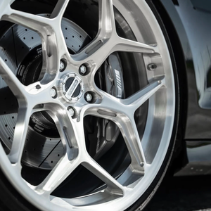 SHIN-527 Jantes de voiture forgées monobloc sur mesure, 5 branches, usinées CNC, finition brossée, en alliage d'aluminium 6061-T6 - Product Image 1
