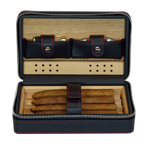 Humidor da Viaggio in Pelle Nera o Marrone con Logo Personalizzato Sonny - Product Image 1