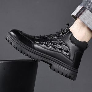 Bottes d'hiver pour hommes, hauteur cheville, en cuir véritable, doublure en fourrure chaude, semelle extérieure en caoutchouc antidérapante, bout rond, pour la randonnée en plein air - Product Image 4