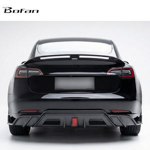 Prix usine bon diffuseur arrière de pare-chocs de voiture de Style de Fiber de carbone et kit de carrosserie de becquet arrière avec la lumière pour <span class=keywords><strong>Tesla</strong></span> modèle <span class=keywords><strong>3</strong></span> - Product Image 6
