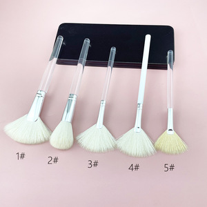 Brosse en laine synthétique pour masque facial Brosse <span class=keywords><strong>de</strong></span> maquillage moussante pour le visage utilisée avec un nettoyant pour le visage en forme d'éventail - Product Image 1