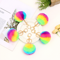 Crochets pour boules de fourrure multicolores, accessoires de sac à main pour femmes, vente en gros, pendentifs porte-clés pompons arc-en-ciel en peluche faits à la main et colorés