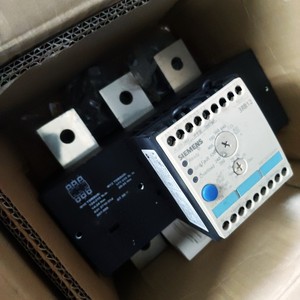 PLC 3rb12 3rb1262-0lm31 205-820a - Product Image 1