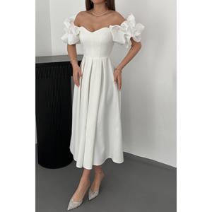 Robe de soirée en satin blanc cassé en gros avec manches et plis ballon - Product Image 2