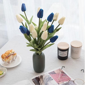 <span class=keywords><strong>Tulipani</strong></span> Artificiali all'Ingrosso in Materiale PU Effetto Reale per Decorazioni Floreali <span class=keywords><strong>di</strong></span> Matrimoni e Casa - Product Image 3