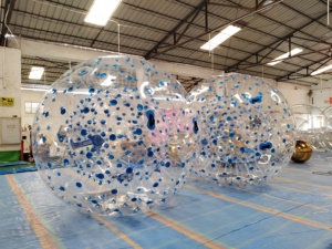 Boules <span class=keywords><strong>de</strong></span> pelouse gonflables en PVC transparentes directes en usine, adaptées aux jeux roulants sur les champs <span class=keywords><strong>de</strong></span> neige extérieurs et les stations <span class=keywords><strong>de</strong></span> <span class=keywords><strong>ski</strong></span>. - Product Image 3