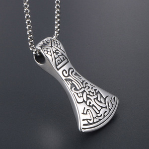 Collar con Colgante de Hacha de Acero Inoxidable con Diseño Vikingo SP514 - Product Image 2