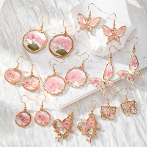 Original Pastoral Style Pink Dried <b>Flower</b> Drop Earrings Heart Butterfly Floral Dangle Earrings Handmade <b>Sweet</b> Women Jewelry - Product Image 1