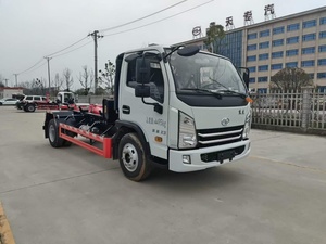 Camión de Basura SAIC 4x2 Nuevo con Brazo Hidráulico Confiable, Bomba de Motor, Diésel Euro 6, Transmisión Manual - Product Image 2