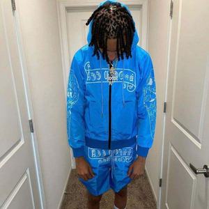 Ensemble de survêtement coupe-vent en nylon pour homme, personnalisé avec fermeture éclair réfléchissante, veste et short, vente en gros - Product Image 2