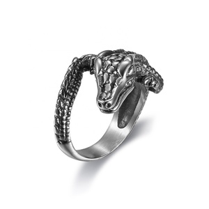 Anillo de Acero Inoxidable 316L para Hombre, Diseño Animal, Chapado en Oro de 18k, León, Cocodrilo, Dragón, Lobo, Tono Negro, Venta al por Mayor - Product Image 3