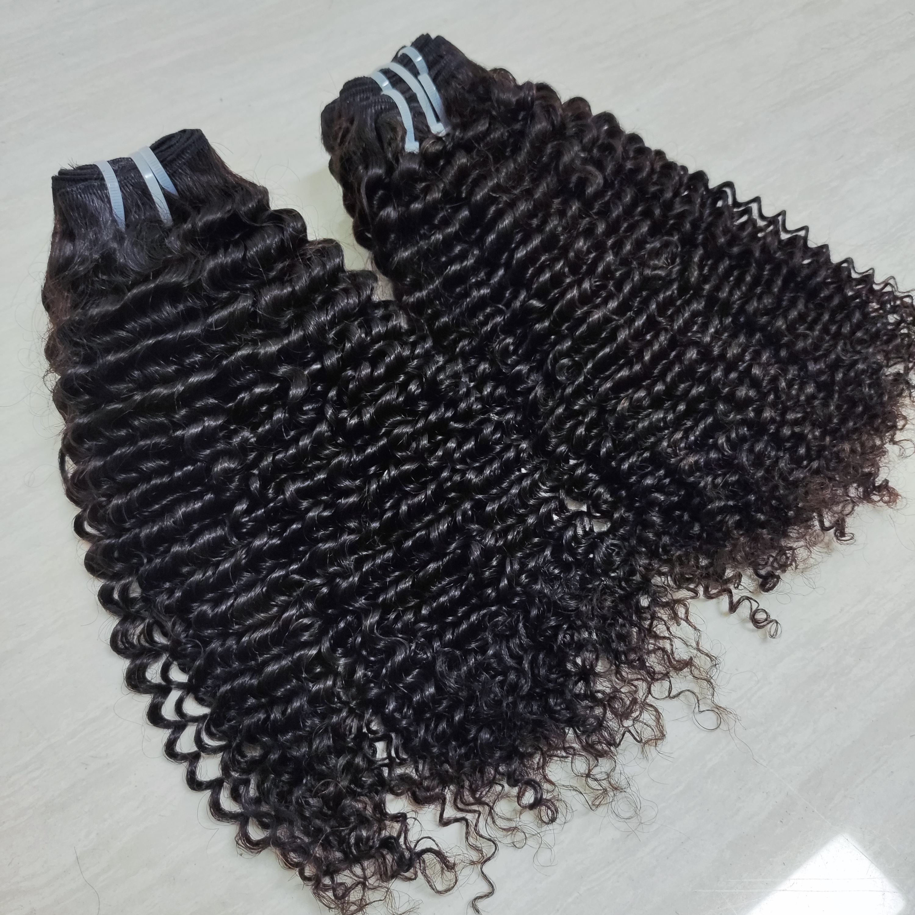 หยิกหยอย