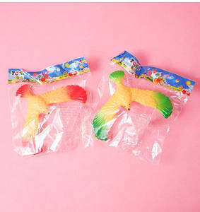 Jouet d'équilibre Oiseau Magique, Kit Scientifique Éducatif, Oiseau d'équilibre de Bureau, Aigle à Envergure Élevée, Support Pyramidal pour Enfants - Product Image 2