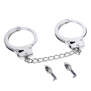 สายรัดข้อมือ BDSM ข้อมือโลหะรัดข้อมือของเล่นทางเพศสำหรับผู้ใหญ่ - Product Image 3