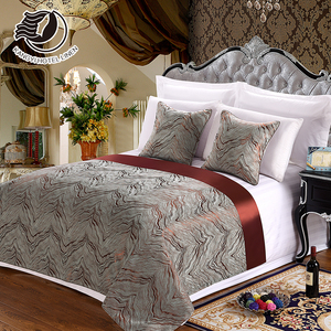 Set di Copriletto e Cuscini in Poliestere Colorato per Hotel, Misura King Size, <span class=keywords><strong>3</strong></span> <span class=keywords><strong>Pezzi</strong></span> - Product Image 3