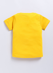 เสื้อยืดเด็กผู้ชายผ้าฝ้ายแท้พิมพ์ลายสีเหลืองสดใสพร้อมลายกราฟิกฟุตบอลสปอร์ต เสื้อยืดนุ่มระบายอากาศได้ดี - Product Image 2