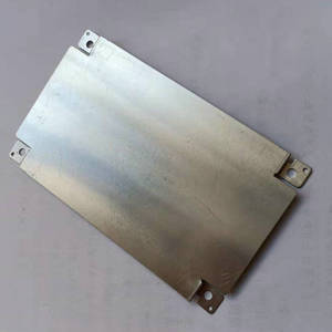 Profil de dissipation thermique en aluminium Melt Eruption avec couvercle de protection et connecteur de montage - Product Image 2