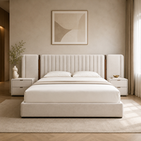 Lit plateforme moderne japonais en bois massif sculpté à la main avec capitonnage vertical, ensemble de meubles haut de gamme pour chambre principale d'hôtel