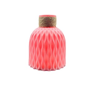 Jarrón de Plástico Qi Xing de 14 cm con Acabado Mate, Diseño Moderno, Florero de Mesa con Patrón de Piña, Decoración para el Hogar - Product Image 5