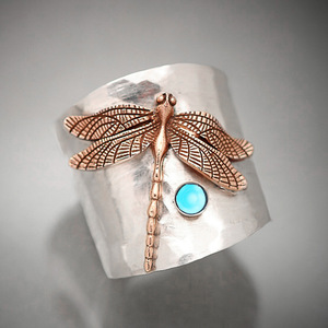 Anello Vintage a Forma di Libellula per Uomo e Donna, Stile Occidentale Audace, Accessorio da Dito alla Moda per Feste, Regalo - Product Image 1