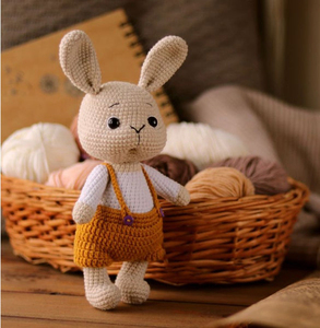 Conejito de Peluche <span class=keywords><strong>Amigurumi</strong></span> Hecho a Mano al 100% de 25cm, con Relleno de Algodón PP, Certificado CE, Venta al Por Mayor - Product Image 4