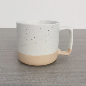 Creative HANDGRIP Cute Face <span class=keywords><strong>Tazas</strong></span> de cerámica de moda Taza de cerámica personalizada Molde y diseño Taza de sublimación de 11oz - Product Image 1