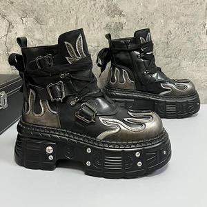 Scarpe da <span class=keywords><strong>uomo</strong></span> 2025 primavera stivali corti con suola spessa in altezza, alla moda stivali alti in pelle - Product Image 5