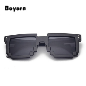 <span class=keywords><strong>Occhiali</strong></span> <span class=keywords><strong>da</strong></span> <span class=keywords><strong>Sole</strong></span> Vintage Pixel 8 Bit Neri a Mosaico per Uomo e <span class=keywords><strong>Donna</strong></span>, <span class=keywords><strong>Occhiali</strong></span> <span class=keywords><strong>da</strong></span> <span class=keywords><strong>Sole</strong></span> Retrò di Marca Designer - Product Image 4