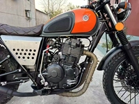Scrambler 400 classique : Moto à essence d'occasion monocylindre refroidie par huile avec ABS