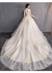 Robe <span class=keywords><strong>de</strong></span> mariée vintage 2019 en dentelle <span class=keywords><strong>champagne</strong></span> clair à col montant et manches mi-longues avec longue traîne - Product Image 5