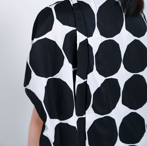 Dark Style Mini Revers Schwarz-Weiß Dot Layered Open Cut Kurzarmhemd für Frauen - Product Image 6