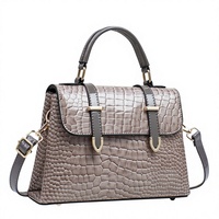Sac à bandoulière pour femme en cuir PU brillant effet crocodile avec chaînes, bandoulière simple, vente en gros Taizhou Commerce Extérieur
