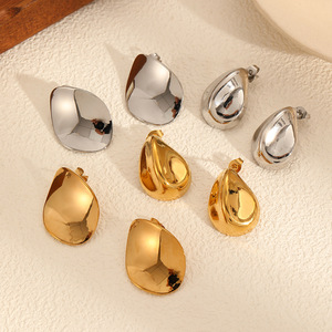 Pendientes geométricos curvos de oro y plata con forma irregular, joyería de moda para fiestas para mujeres - Product Image 1
