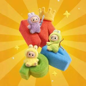 POP MART LABUBU The Monsters Serie PIN for LOVE Colgante <span class=keywords><strong>de</strong></span> Vinilo y Peluche Caja Ciega Caja Misteriosa Bolsa Sorpresa Juguetes Muñeco Figura <span class=keywords><strong>de</strong></span> Anime Adorable - Product Image 2